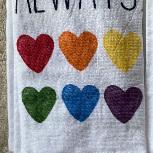 LAST 1 NEW Rae Dunn Love always pride heart towels - Picture 2 of 6